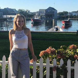 Meet your Posher, Jenna